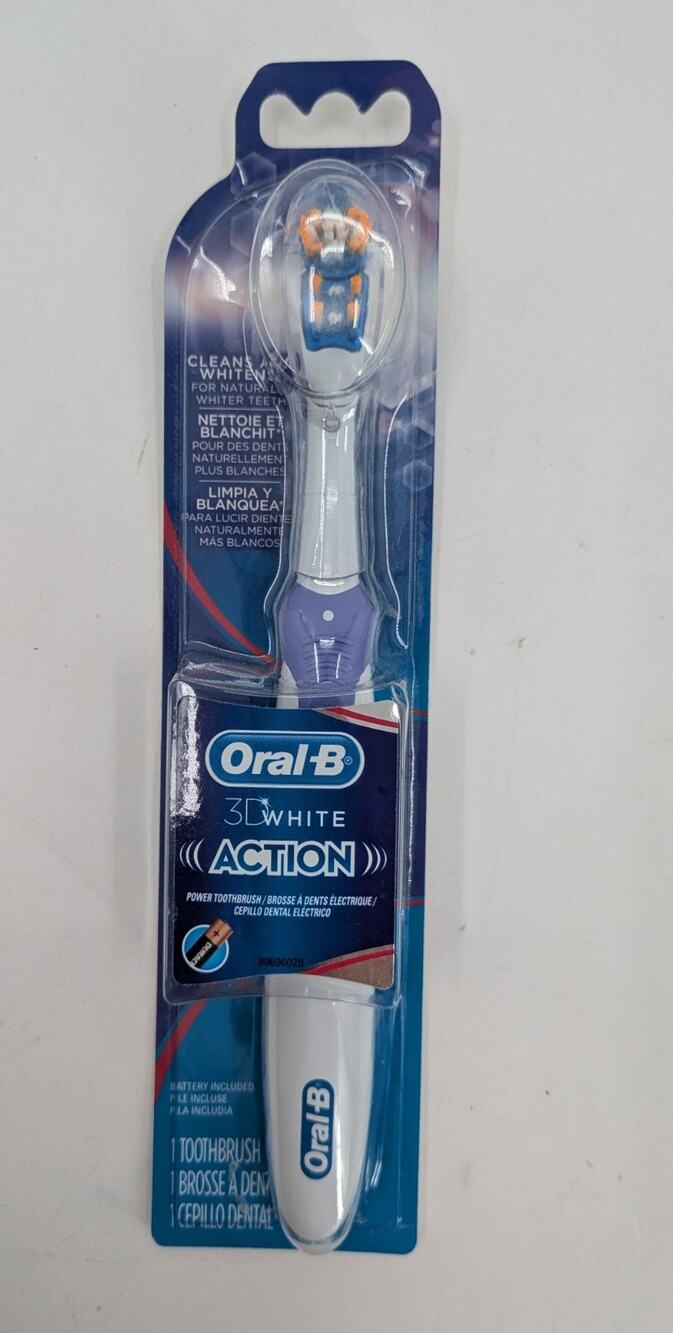 Oral-B 3D White Action Battery Powered Electric Toothbrush New Sealed *NEW*